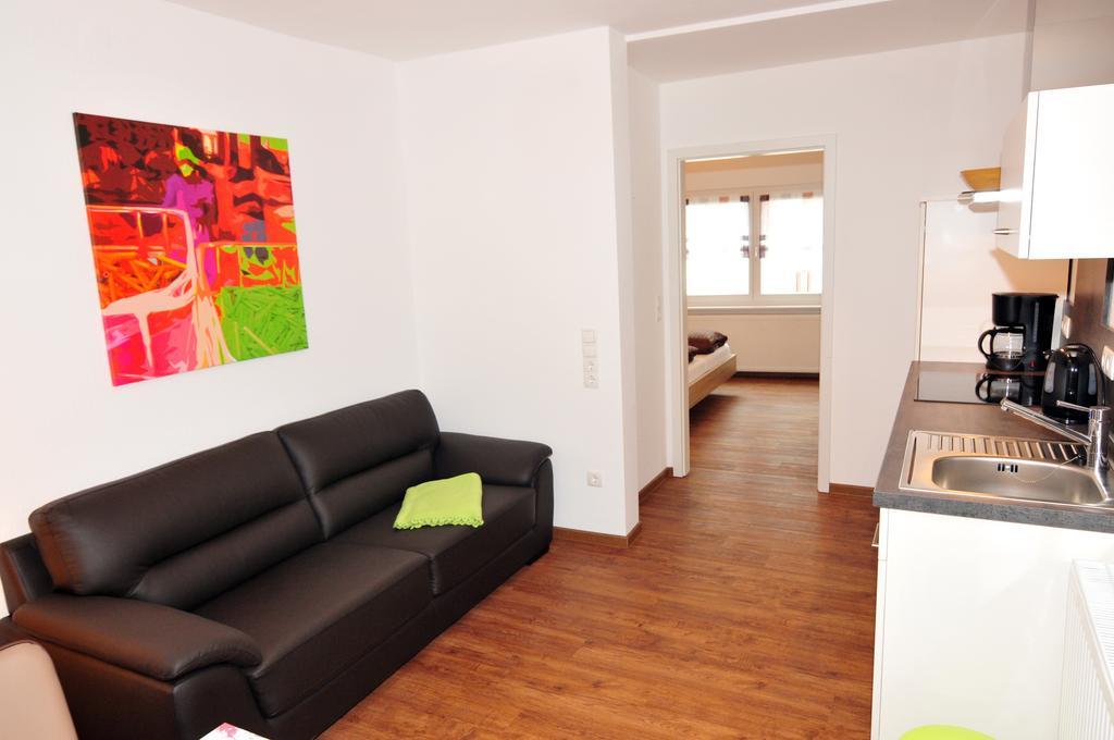 Fewo Samanta Schmider- Auch Kurzfristig Ep Karten Garantiert! Apartment Rust Room photo